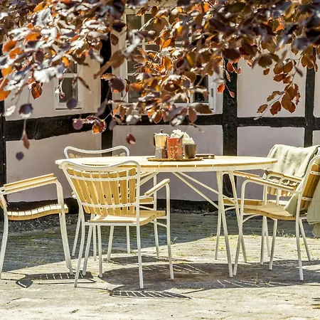 4 Bedroom Cozy In Samso Toftebjerg